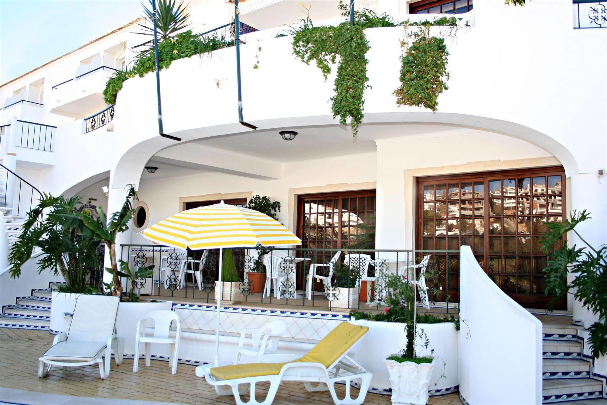 Bertolina Guest House 阿尔布费拉 外观 照片